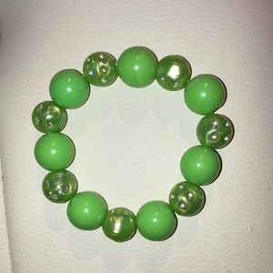 Lime green stretch bracelet 🌟